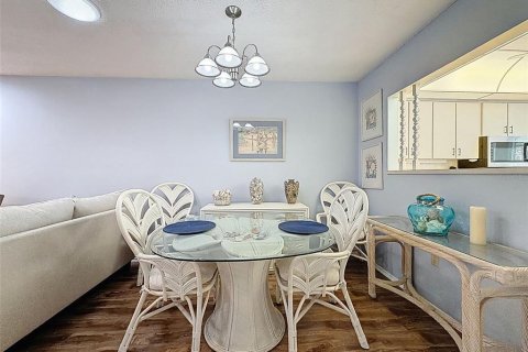 Condominio en venta en Port Richey, Florida, 2 dormitorios, 96.34 m2 № 2118112 - foto 10