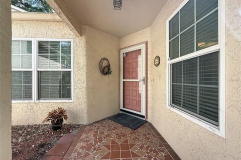 Condominio en venta en Port Richey, Florida, 2 dormitorios, 96.34 m2 № 2118112 - foto 3