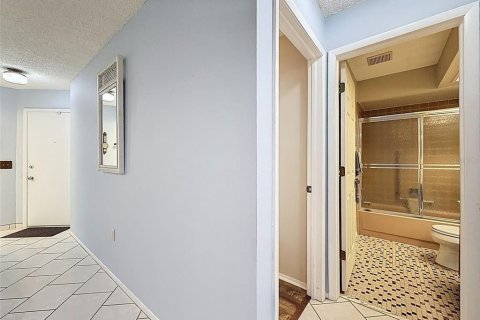 Condominio en venta en Port Richey, Florida, 2 dormitorios, 96.34 m2 № 2118112 - foto 26