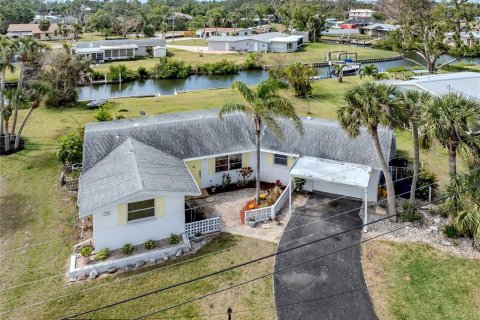 Villa ou maison à vendre à Nokomis, Floride: 2 chambres, 113.99 m2 № 1612477 - photo 12