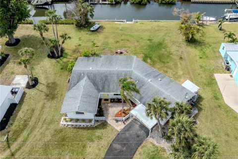 Villa ou maison à vendre à Nokomis, Floride: 2 chambres, 113.99 m2 № 1612477 - photo 13