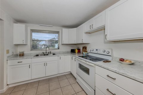 Villa ou maison à vendre à Nokomis, Floride: 2 chambres, 113.99 m2 № 1612477 - photo 28