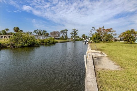 Villa ou maison à vendre à Nokomis, Floride: 2 chambres, 113.99 m2 № 1612477 - photo 23