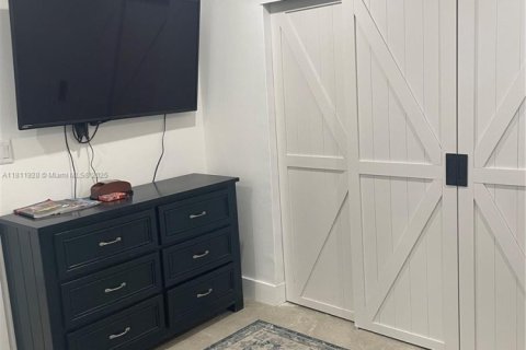 Купить виллу или дом в Майами, Флорида 3 спальни, 226.5м2, № 1756078 - фото 16