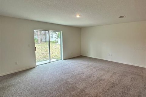 House in Palm Coast, Florida 4 bedrooms, 167.78 sq.m. № 1517439 - photo 4
