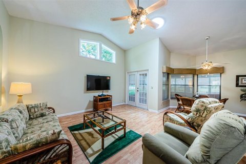 Casa en venta en New Port Richey, Florida, 2 dormitorios, 113.62 m2 № 1908709 - foto 10
