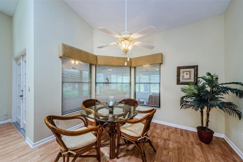 Casa en venta en New Port Richey, Florida, 2 dormitorios, 113.62 m2 № 1908709 - foto 14