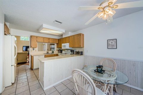 Casa en venta en New Port Richey, Florida, 2 dormitorios, 113.62 m2 № 1908709 - foto 23