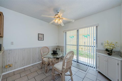 Casa en venta en New Port Richey, Florida, 2 dormitorios, 113.62 m2 № 1908709 - foto 22