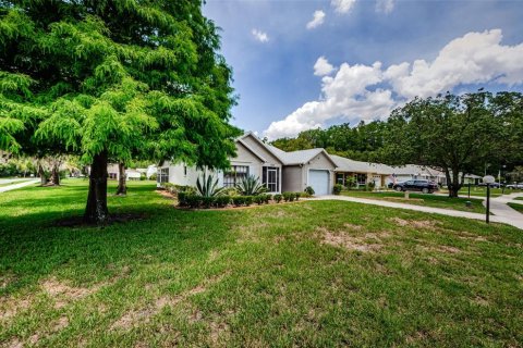 Casa en venta en New Port Richey, Florida, 2 dormitorios, 113.62 m2 № 1908709 - foto 3