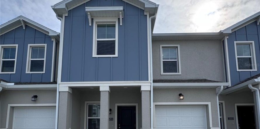 Townhouse in Kissimmee, Florida 3 bedrooms, 170.38 sq.m. № 2222526