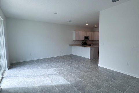 Townhouse in Kissimmee, Florida 3 bedrooms, 170.38 sq.m. № 2222526 - photo 8