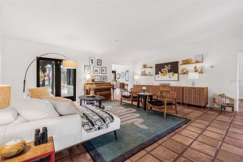 Casa en venta en Saint Petersburg, Florida, 4 dormitorios, 341.04 m2 № 1757495 - foto 14