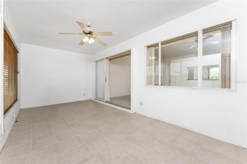 House in Punta Gorda, Florida 3 bedrooms, 141.68 sq.m. № 1685476 - photo 20