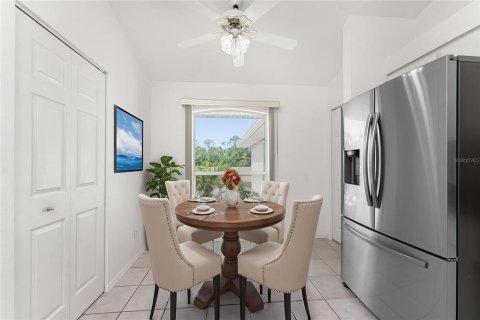 House in Punta Gorda, Florida 3 bedrooms, 141.68 sq.m. № 1685476 - photo 8