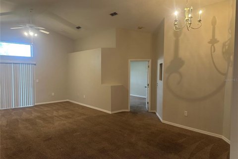 House in Haines City, Florida 3 bedrooms, 152.73 sq.m. № 2207901 - photo 20