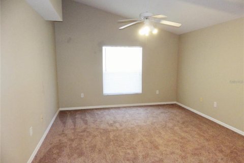 House in Haines City, Florida 3 bedrooms, 152.73 sq.m. № 2207901 - photo 22