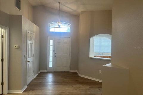 House in Haines City, Florida 3 bedrooms, 152.73 sq.m. № 2207901 - photo 5