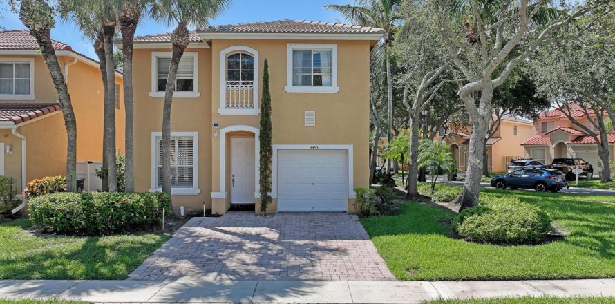 Casa en West Palm Beach, Florida 4 dormitorios, 183.85 m2 № 2370542