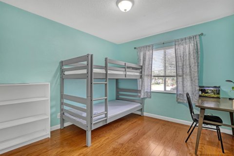Casa en venta en West Palm Beach, Florida, 4 dormitorios, 183.85 m2 № 2370542 - foto 14