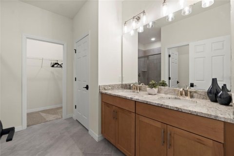 Casa en venta en Tavares, Florida, 4 dormitorios, 188.59 m2 № 1777893 - foto 22