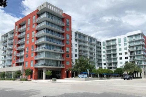 Apartamento en Doral, Florida 2 dormitorios, 115.57 m2 № 2010588