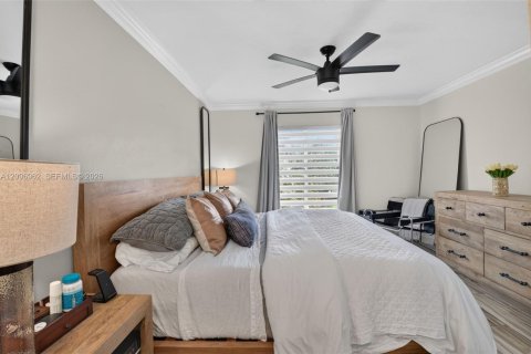 Condo in Delray Beach, Florida, 2 bedrooms  № 2392682 - photo 17