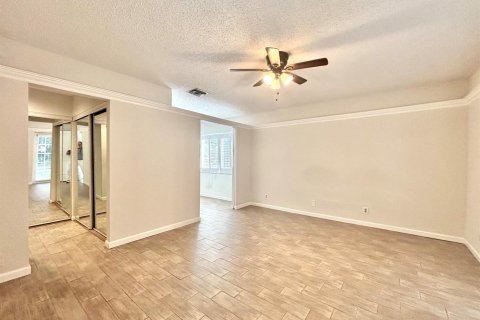 Villa ou maison à vendre à Jupiter, Floride: 3 chambres, 150.41 m2 № 2420879 - photo 13