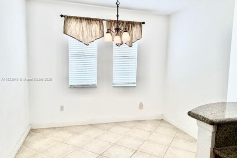 Condominio en venta en Miami, Florida, 2 dormitorios, 106.09 m2 № 1813892 - foto 10
