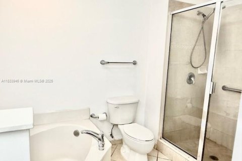 Condominio en venta en Miami, Florida, 2 dormitorios, 106.09 m2 № 1813892 - foto 13