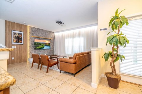 Touwnhouse à vendre à Kissimmee, Floride: 5 chambres, 188.03 m2 № 2105522 - photo 21