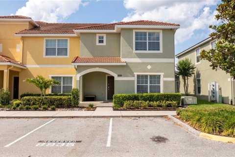 Townhouse in Kissimmee, Florida 5 bedrooms, 188.03 sq.m. № 2105522
