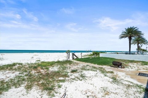 Land in Saint Petersburg, Florida № 1868958 - photo 15