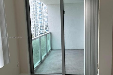 Купить кондоминиум в Санрайз, Флорида 2 спальни, 108.23м2, № 1726598 - фото 6