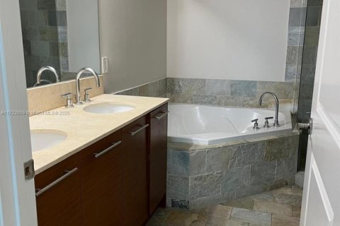 Купить кондоминиум в Санрайз, Флорида 2 спальни, 108.23м2, № 1726598 - фото 16