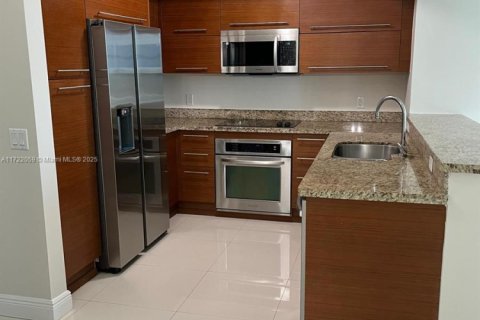 Купить кондоминиум в Санрайз, Флорида 2 спальни, 108.23м2, № 1726598 - фото 3
