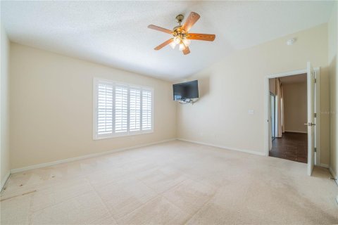 Condo in Sun City Center, Florida, 2 bedrooms  № 1558349 - photo 15