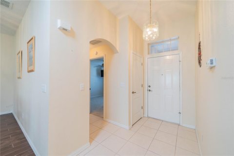 Condo in Sun City Center, Florida, 2 bedrooms  № 1558349 - photo 2