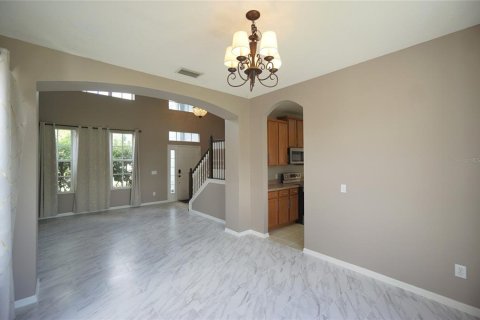 Villa ou maison à louer à Riverview, Floride: 4 chambres, 236.99 m2 № 2361397 - photo 4