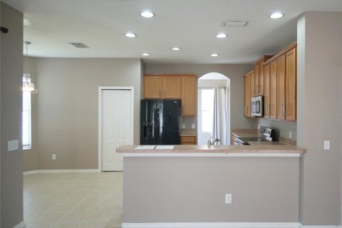 Villa ou maison à louer à Riverview, Floride: 4 chambres, 236.99 m2 № 2361397 - photo 6