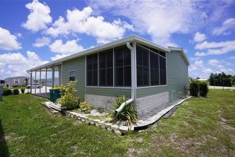 Appartement à louer à Port Charlotte, Floride: 3 chambres, 130.43 m2 № 565473 - photo 4