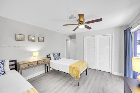 House in Fort Lauderdale, Florida 4 bedrooms № 2032604 - photo 19