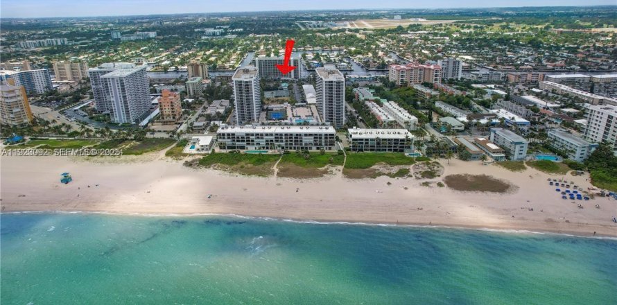 Villa ou maison à Pompano Beach, Floride 4 chambres, 372.17 m2 № 2038240