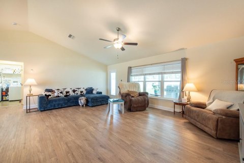 Casa en venta en Brooksville, Florida, 3 dormitorios, 143.72 m2 № 1743725 - foto 4