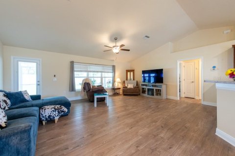 Casa en venta en Brooksville, Florida, 3 dormitorios, 143.72 m2 № 1743725 - foto 2