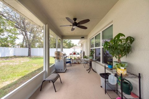 Casa en venta en Brooksville, Florida, 3 dormitorios, 143.72 m2 № 1743725 - foto 27