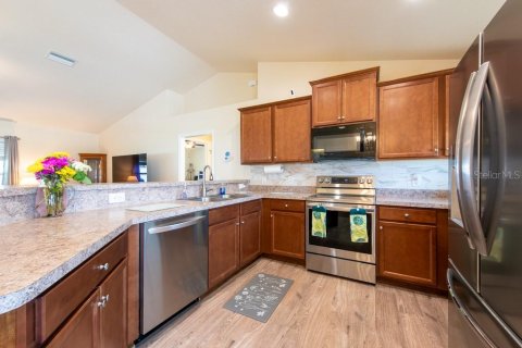 Casa en venta en Brooksville, Florida, 3 dormitorios, 143.72 m2 № 1743725 - foto 10