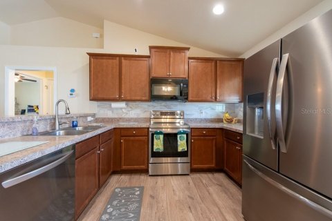 Casa en venta en Brooksville, Florida, 3 dormitorios, 143.72 m2 № 1743725 - foto 11
