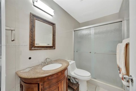 Casa en venta en Miami, Florida, 3 dormitorios, 145.58 m2 № 1742144 - foto 27