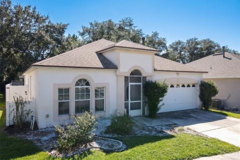 Villa ou maison à vendre à Clermont, Floride: 3 chambres, 140.38 m2 № 2421759 - photo 2